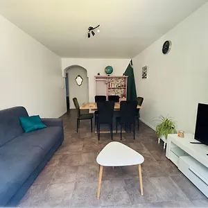 Plein Centre Du Puy En Velay Avec Parking Appartement